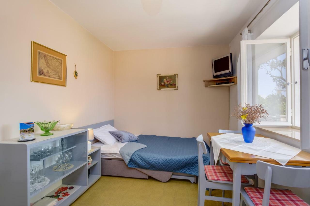 Sheshe Apartman Mali Lošinj Kültér fotó
